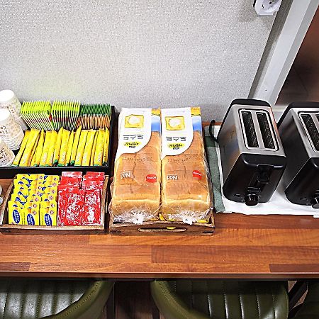 Hostel Gaon Sinchon Σεούλ Εξωτερικό φωτογραφία
