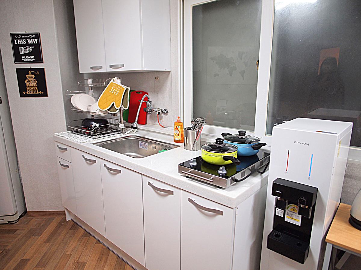 Hostel Gaon Sinchon Σεούλ Εξωτερικό φωτογραφία