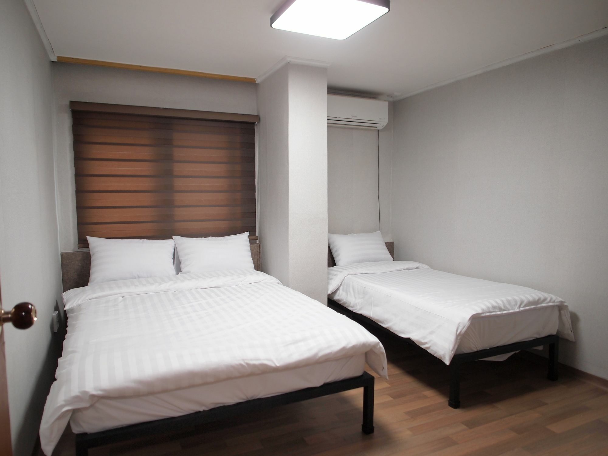 Hostel Gaon Sinchon Σεούλ Εξωτερικό φωτογραφία
